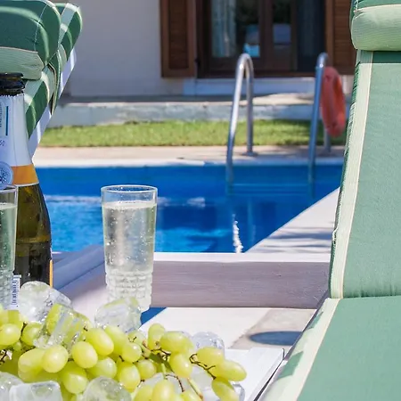 Four Seasons Villas Kalivia  Exterior photo