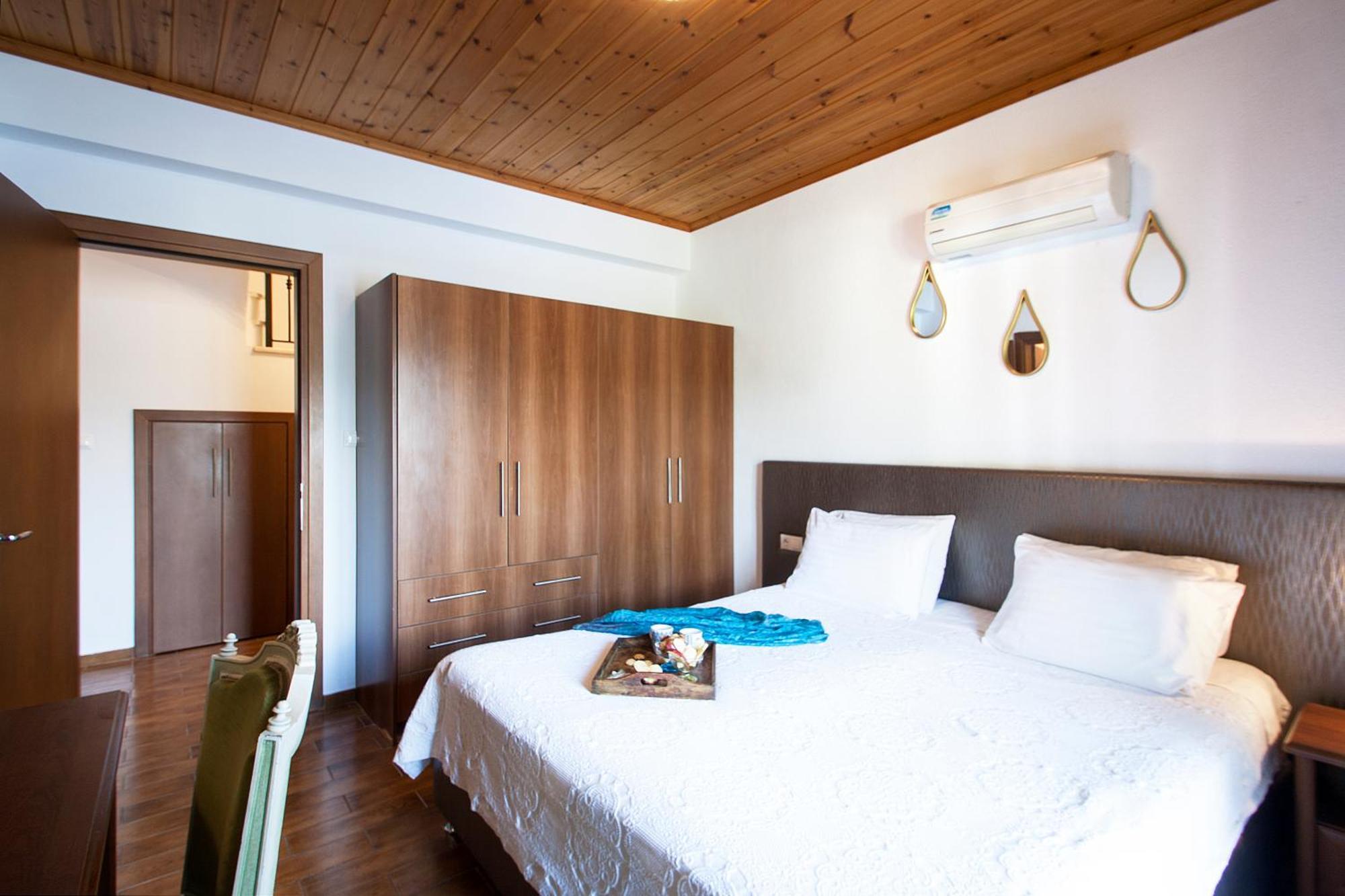 Four Seasons Vila