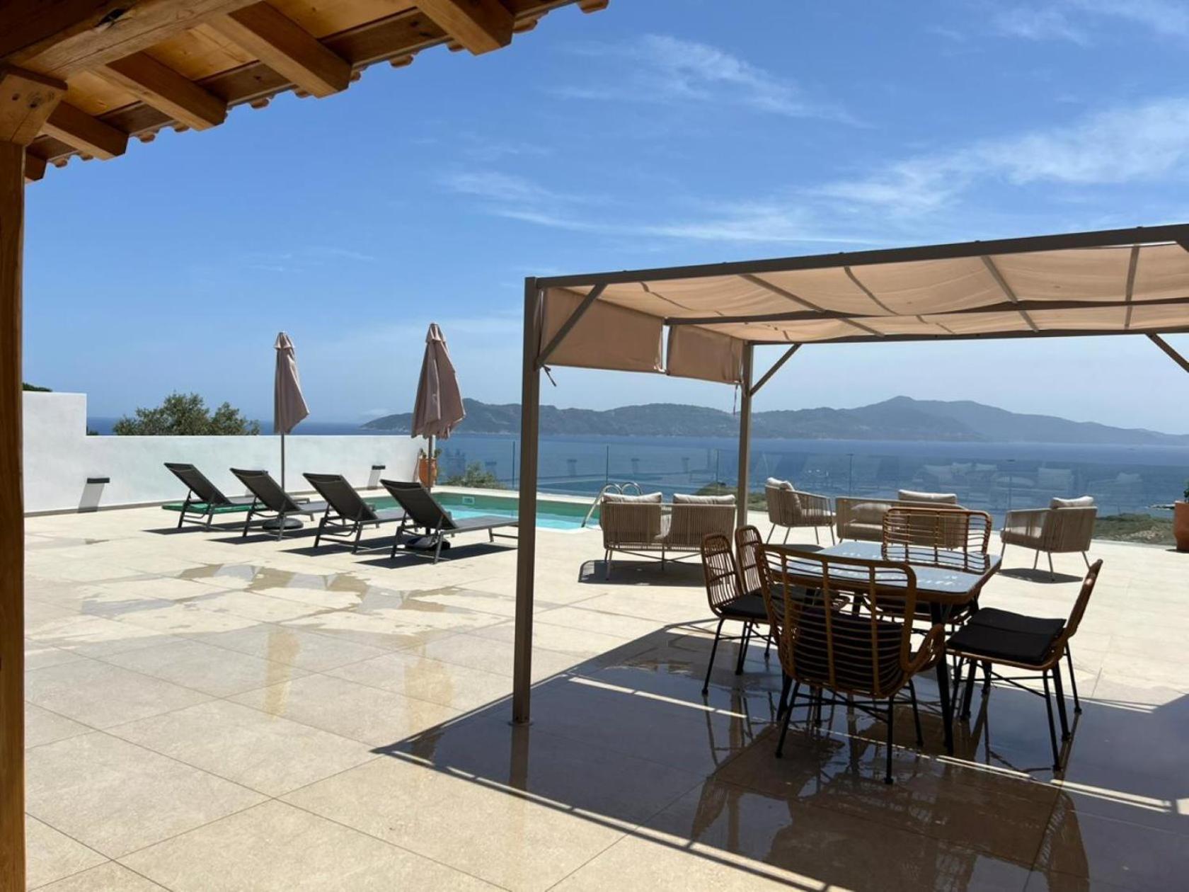 Vila Four Seasons Kalivia (Skiathos)