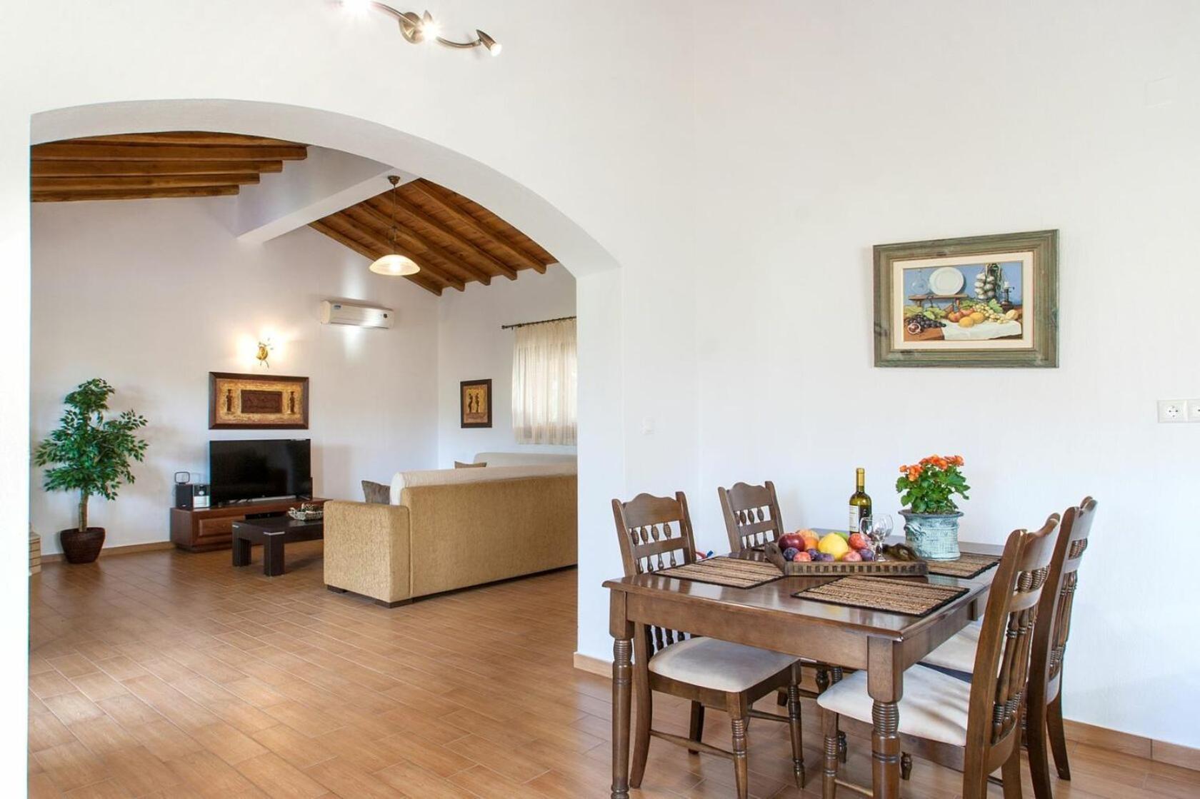 Four Seasons Villa Kalivia (Skiathos)